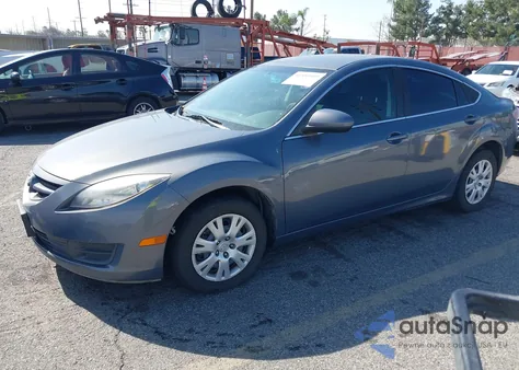 2010 Mazda Mazda6 I Sport z USA, uszkodzony, nr VIN 1YVHZ8BH1A5M04370